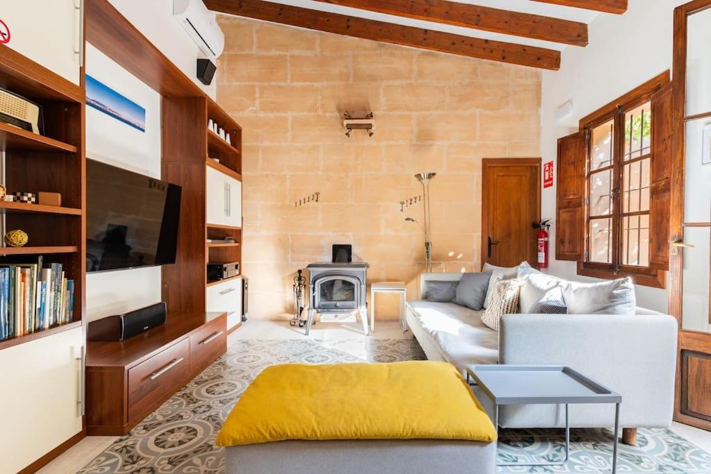 Es Llimoner - Charming House In Palma Villa Bagian luar foto