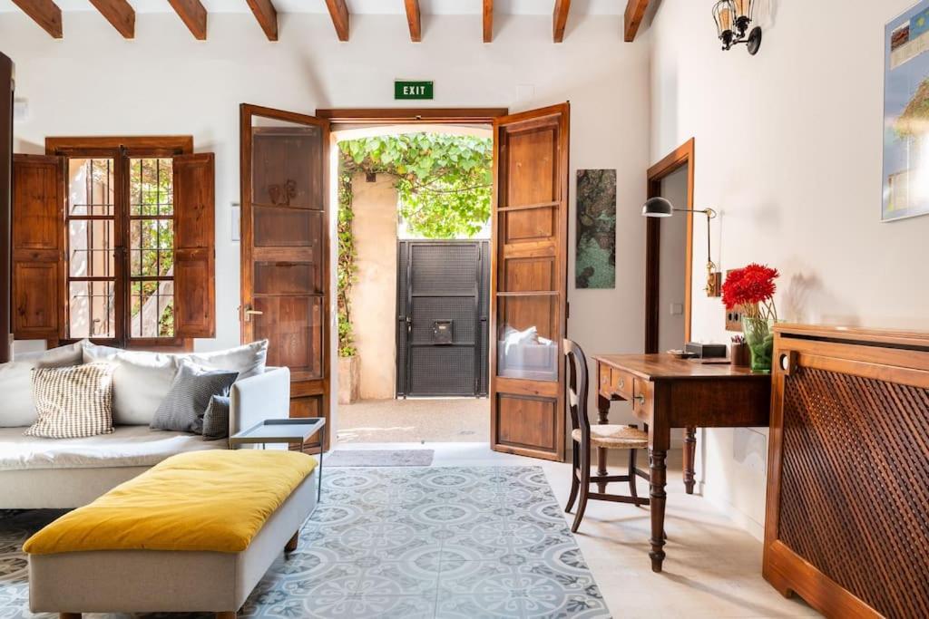 Es Llimoner - Charming House In Palma Villa Bagian luar foto